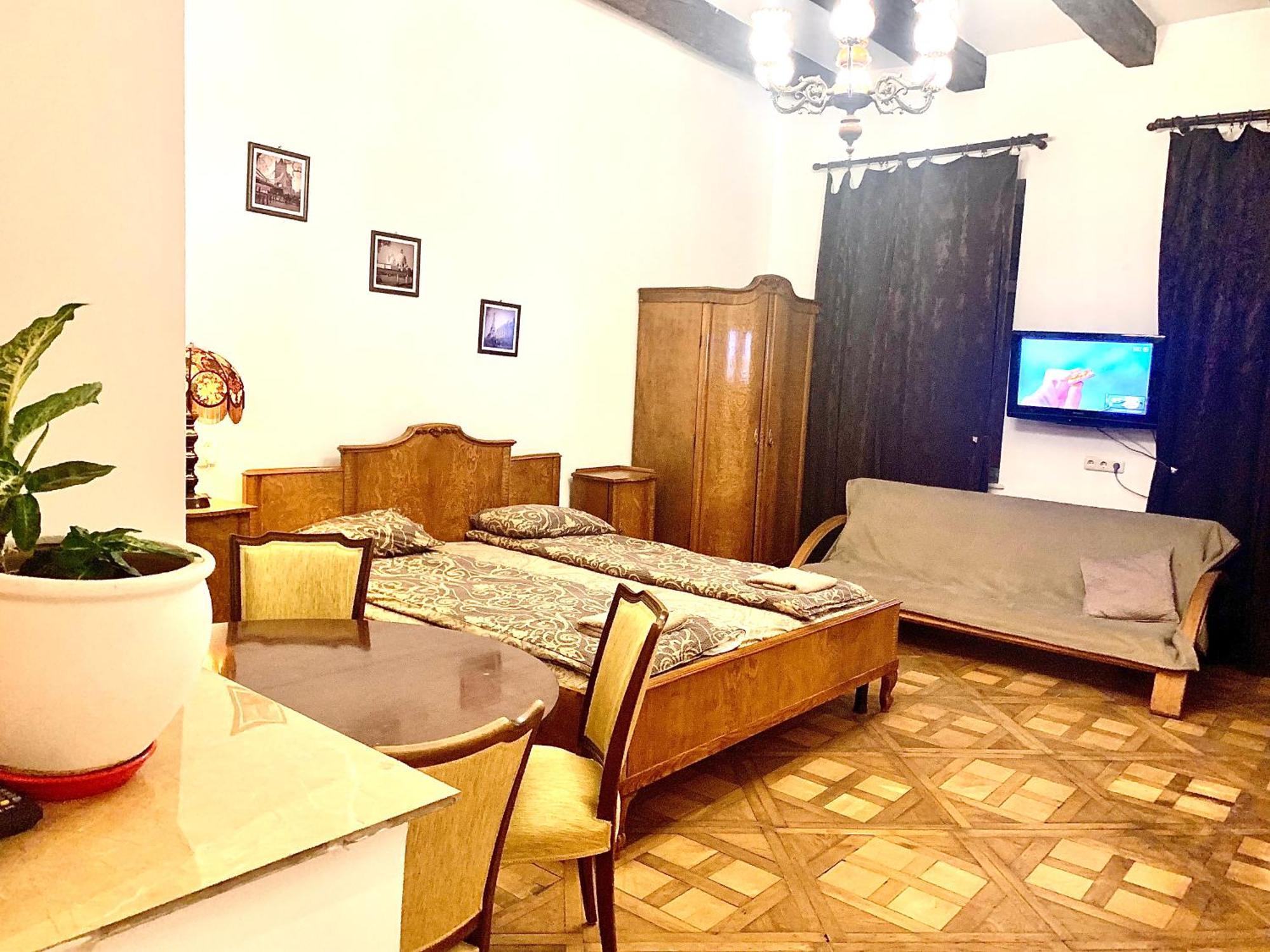 Apartments In The Customs Square Lviv Exterior photo